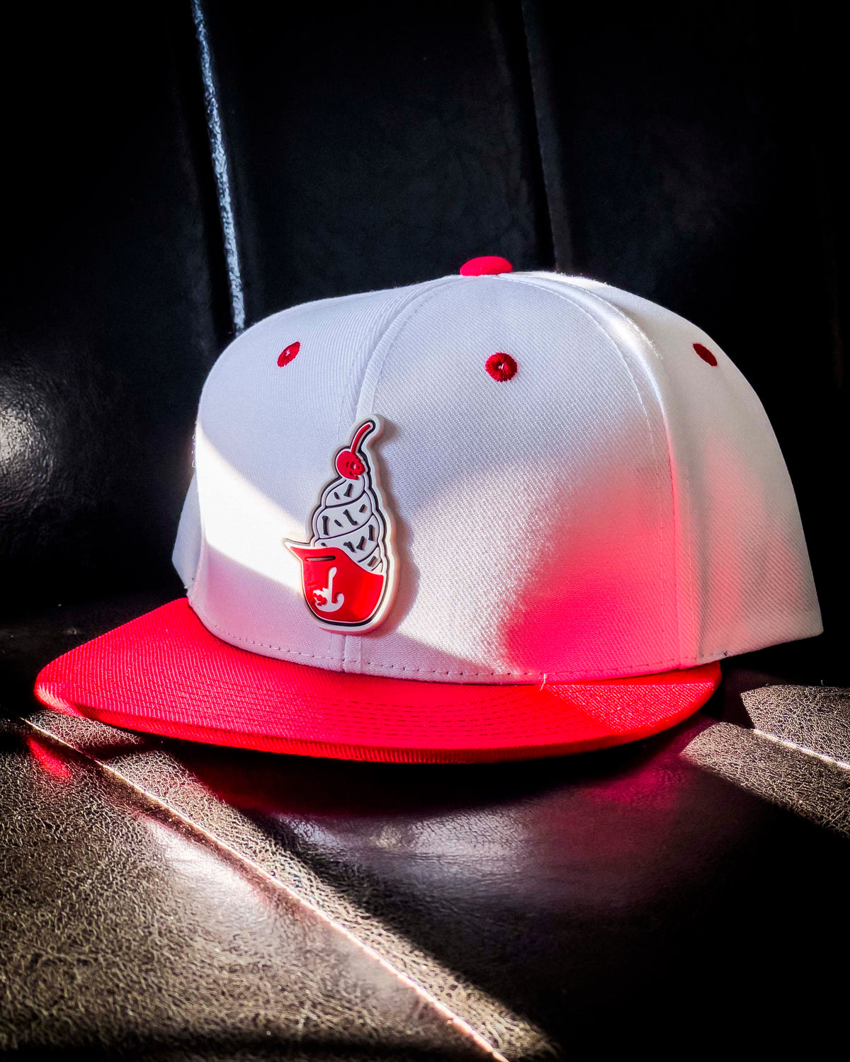 PHILADELPHIA PHILLIES PVC ICE CREAM HELMET PATCH SKULLY HAT