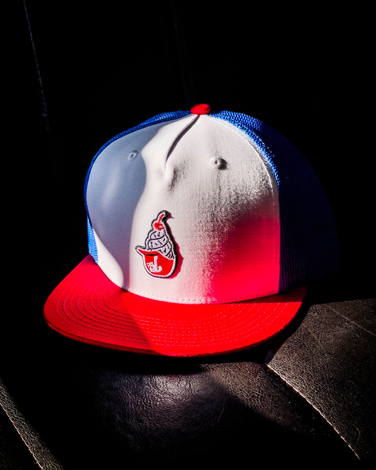 PHILADELPHIA PHILLIES PVC ICE CREAM HELMET PATCH SKULLY HAT