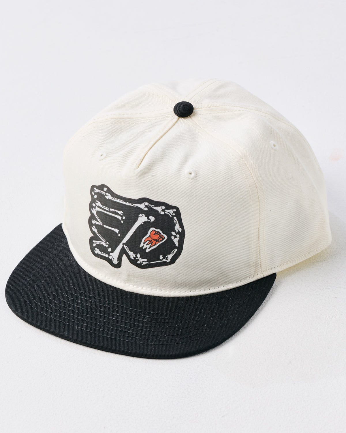 PHILADELPHIA FLYERS BONE LOGO HAT - VINTAGE WHITE AND BLACK