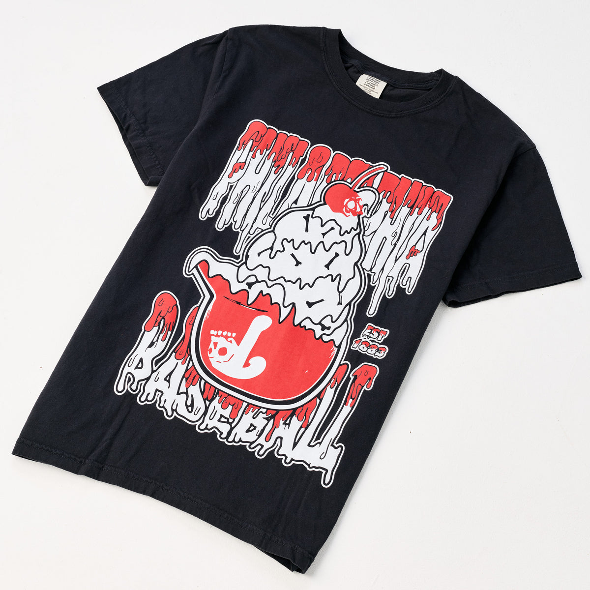 PHILADELPHIA PHILLIES ICE CREAM HELMET SKULL TEE - BLACK